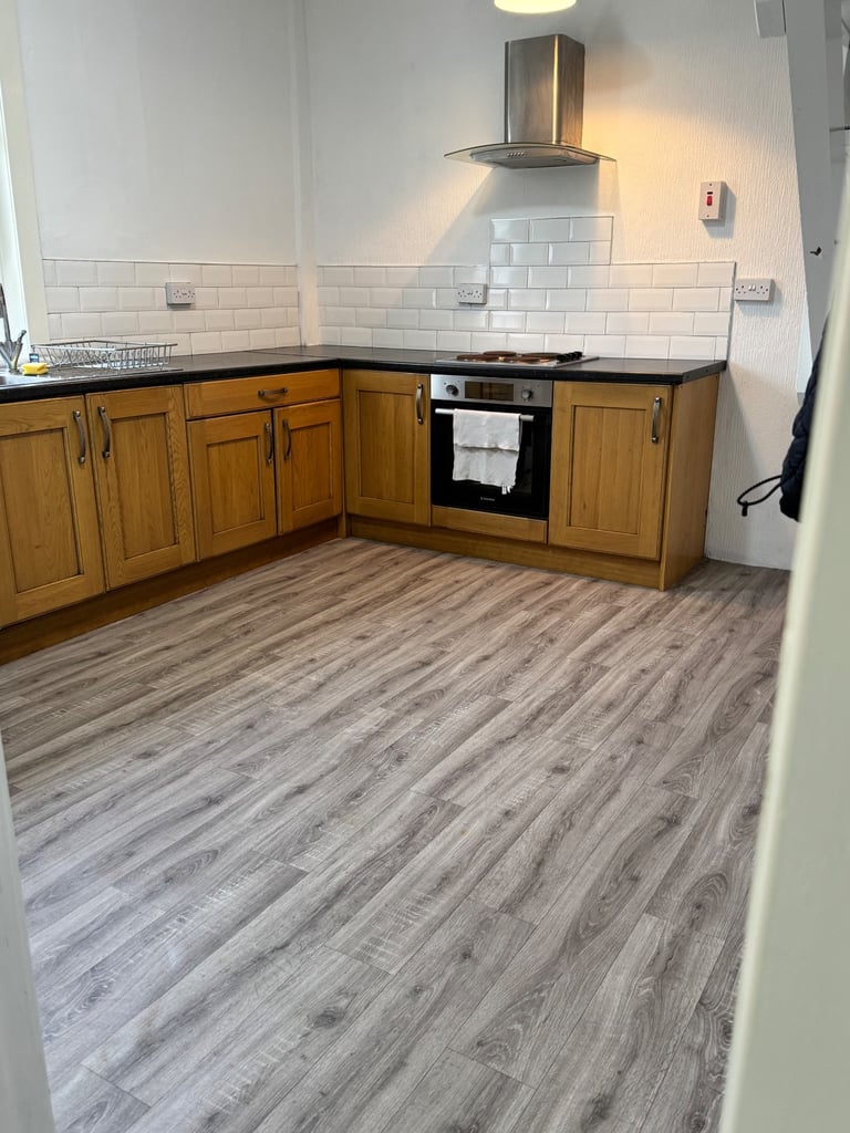 2 bedroom with large attic space home