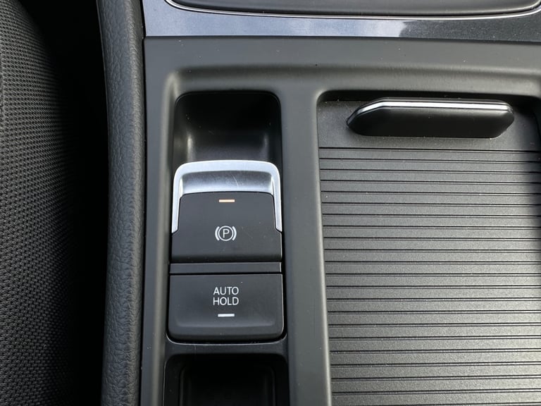 2018 Volkswagen Golf 1.6 TDI SE 5dr DSG [Nav] ESTATE Diesel Automatic