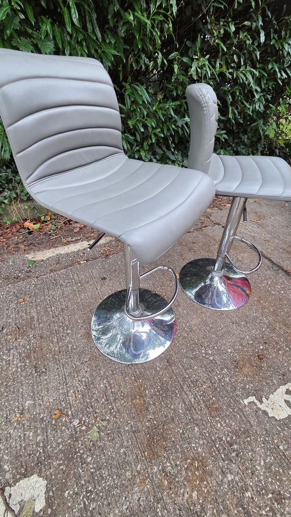 Bar stools 