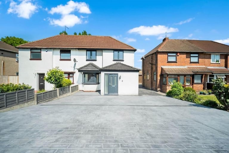 Beautiful Property in Bilston