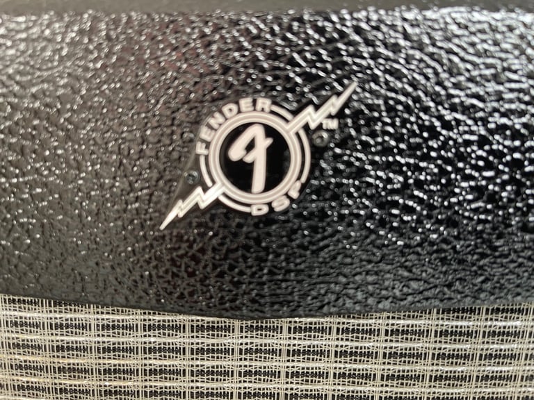 Fender Mustang IV (v.2)
