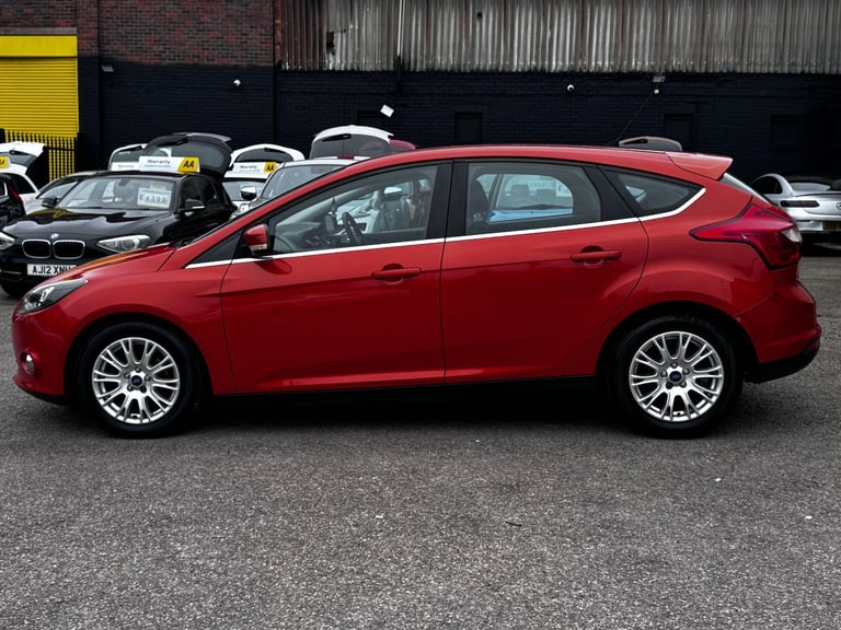 2011 Ford Focus 1.6 TDCi Titanium Euro 5 (s/s) 5dr HATCHBACK Diesel Manual