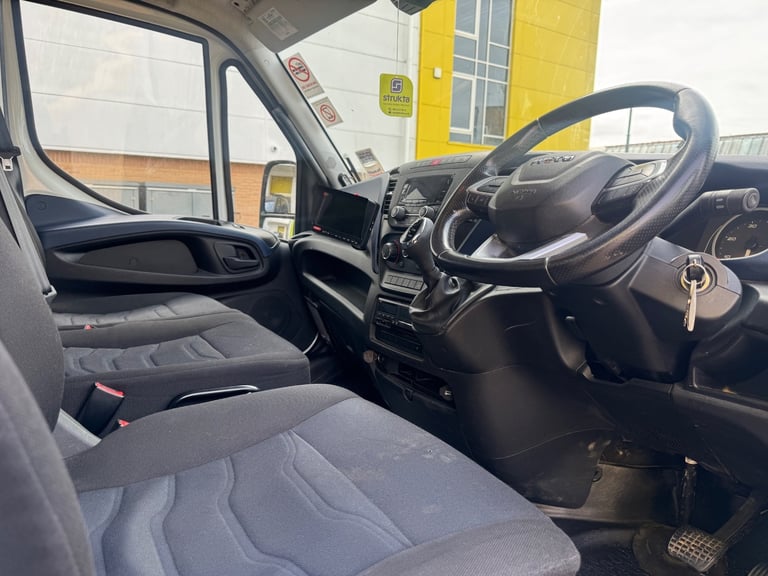 2020 Iveco Daily 3.0 Auto Curtain side Box 1 previous owner finance available  NA Diesel Automatic