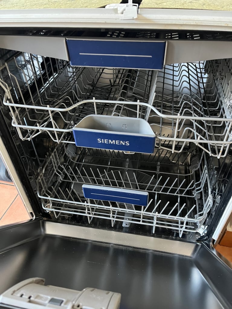 image for Siemens iq300 dishwasher 