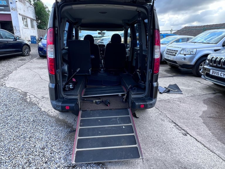 FIAT DOBLO 1.4 Dynamic 2010