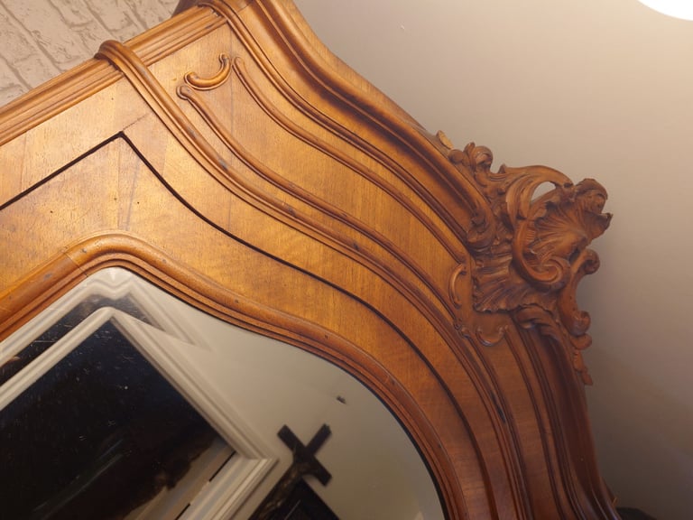 Linen cupboard 