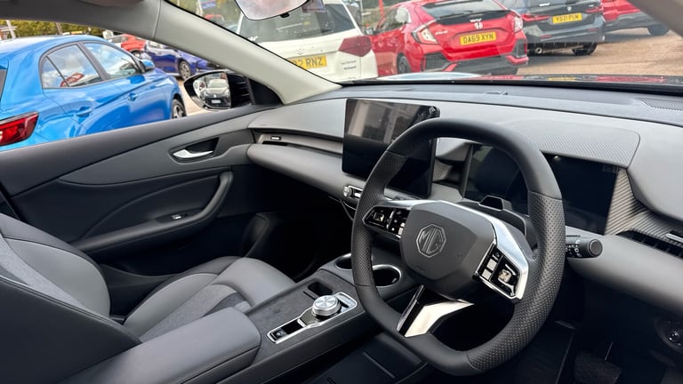 2025 MG MG S5 170kW Trophy EV Long Range 64kWh 5dr Auto Electric Estate Estate Electric Automatic