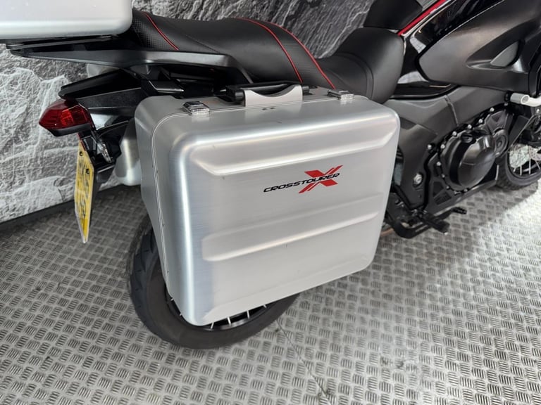 HONDA CROSSTOURER 1200 VFR1200X CROSSTOURER 2016