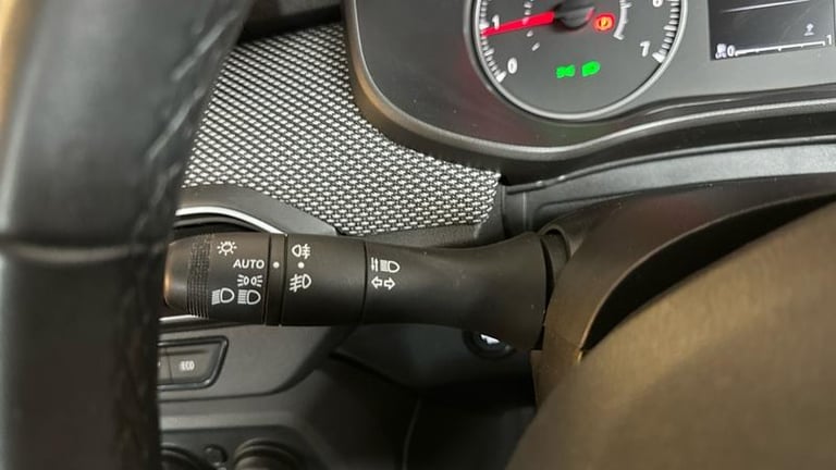 2023 Dacia Sandero Stepway 1.0 TCe Expression Hatchback 5dr Bi Fuel Manual Euro 6 (s/s) (100 ps) ...