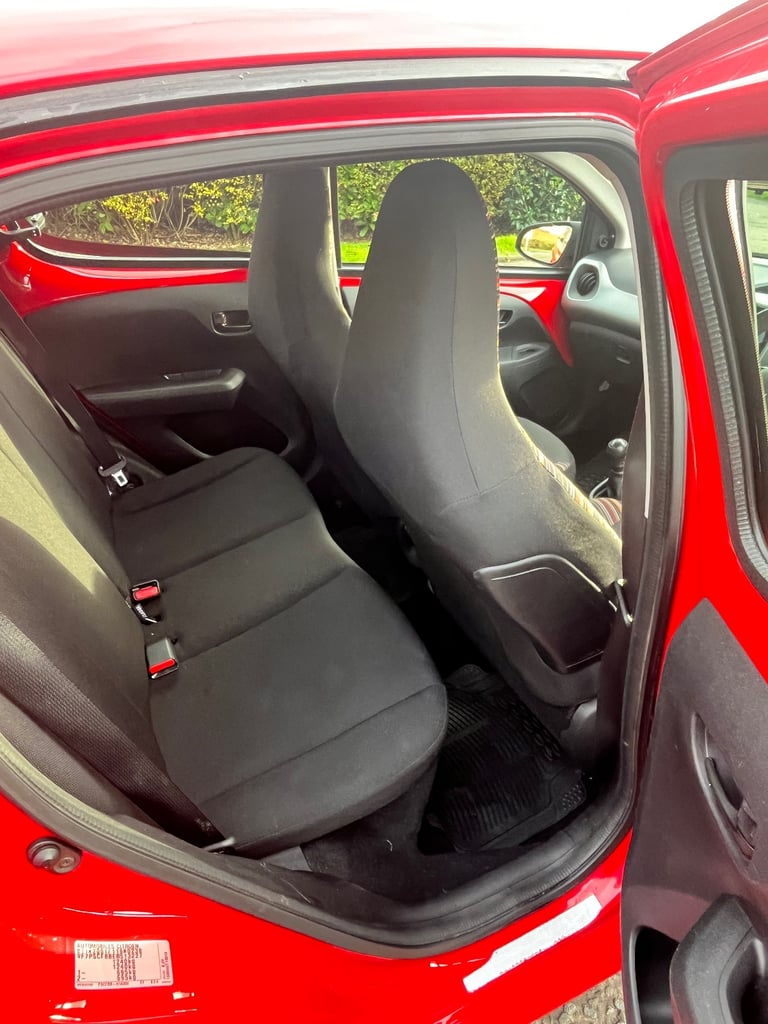 Citroen, C1, Hatchback, 2014, Manual, 998 (cc), 5 doors