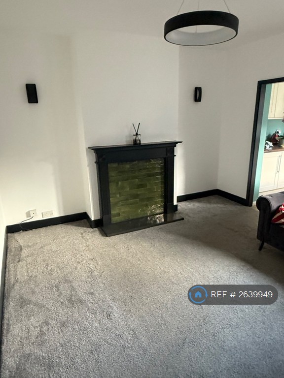 3 bedroom house in Dewhurst Road, Cheshunt, EN8 (3 bed) (#2639949)