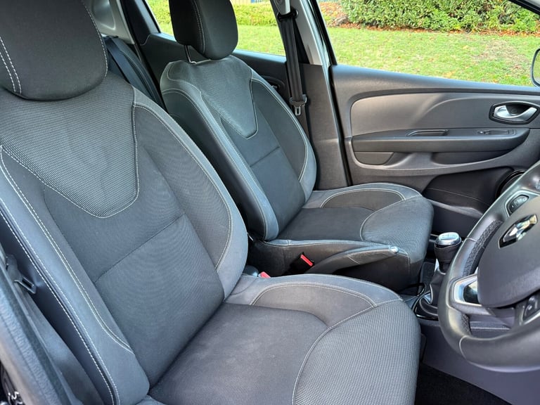 RENAULT CLIO 0.9 TCE 75 PLAY 5 DOOR BLACK EURO 6 2019