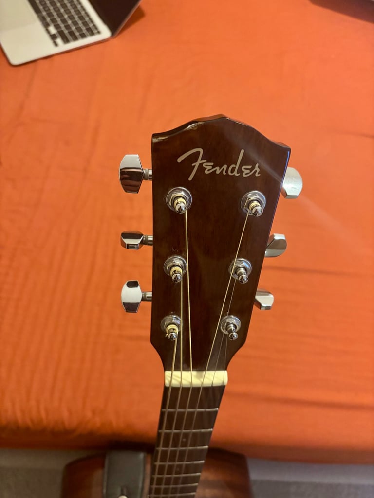 Fender CD60 Dreadnought V3