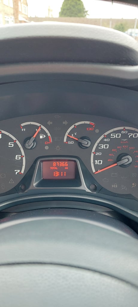 Ford, KA, Hatchback, 2012, Manual, 1242 (cc), 3 doors