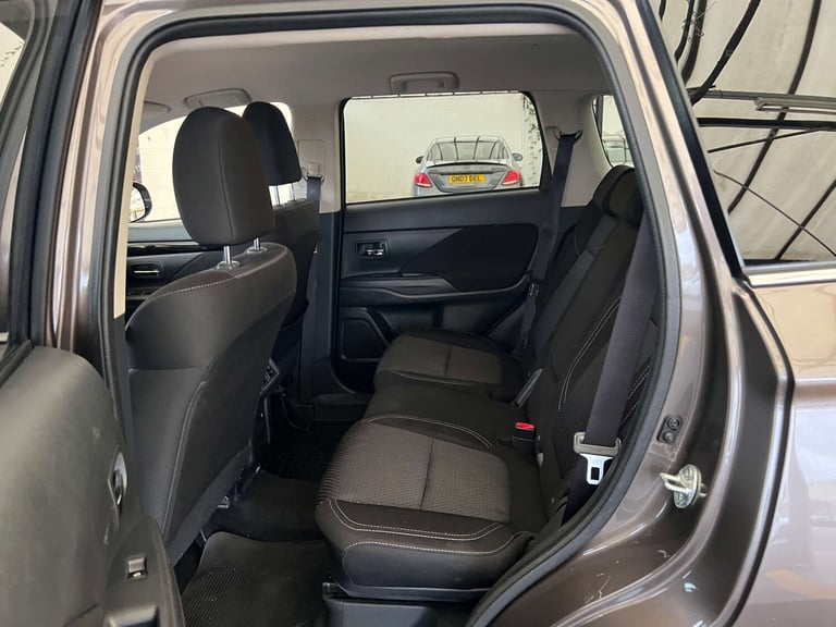2019 Mitsubishi Outlander 2.0 Design 5dr CVT ESTATE PETROL Automatic
