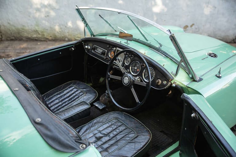 1985 MG MGA TWIN CAM ROADSTER Roadster PETROL Manual