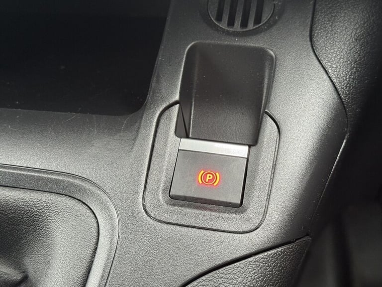 2024 Peugeot Partner Hdi 100ps 1000 Professional Euro 6 with Air Con, Cruise &amp; Rear Sensors P...