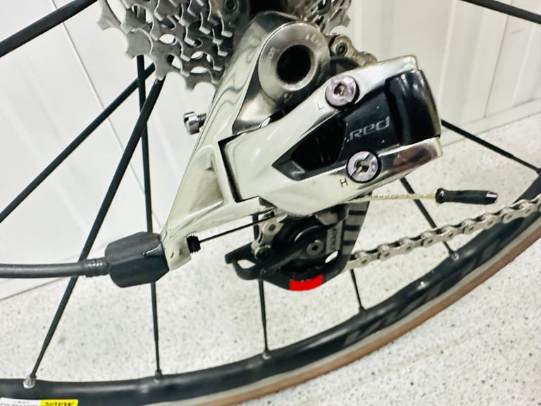 RALEIGH TEAM MILITIS Size/M Full Carbon Road Bike 