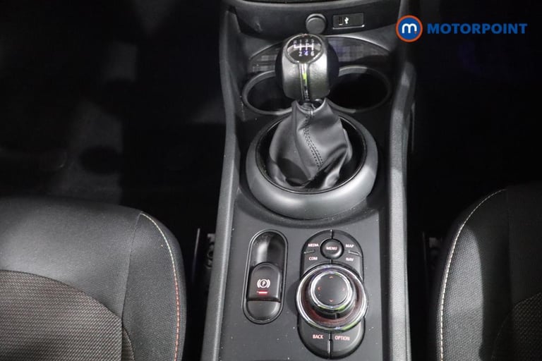 2022 MINI Clubman 1.5 Cooper Classic 6dr [Comfort Pack] Estate Petrol Manual