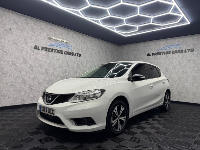 image for 2017 Nissan Pulsar 1.2 DIG-T Acenta XTRON Euro 6 (s/s) 5dr HATCHBACK Petrol Automatic