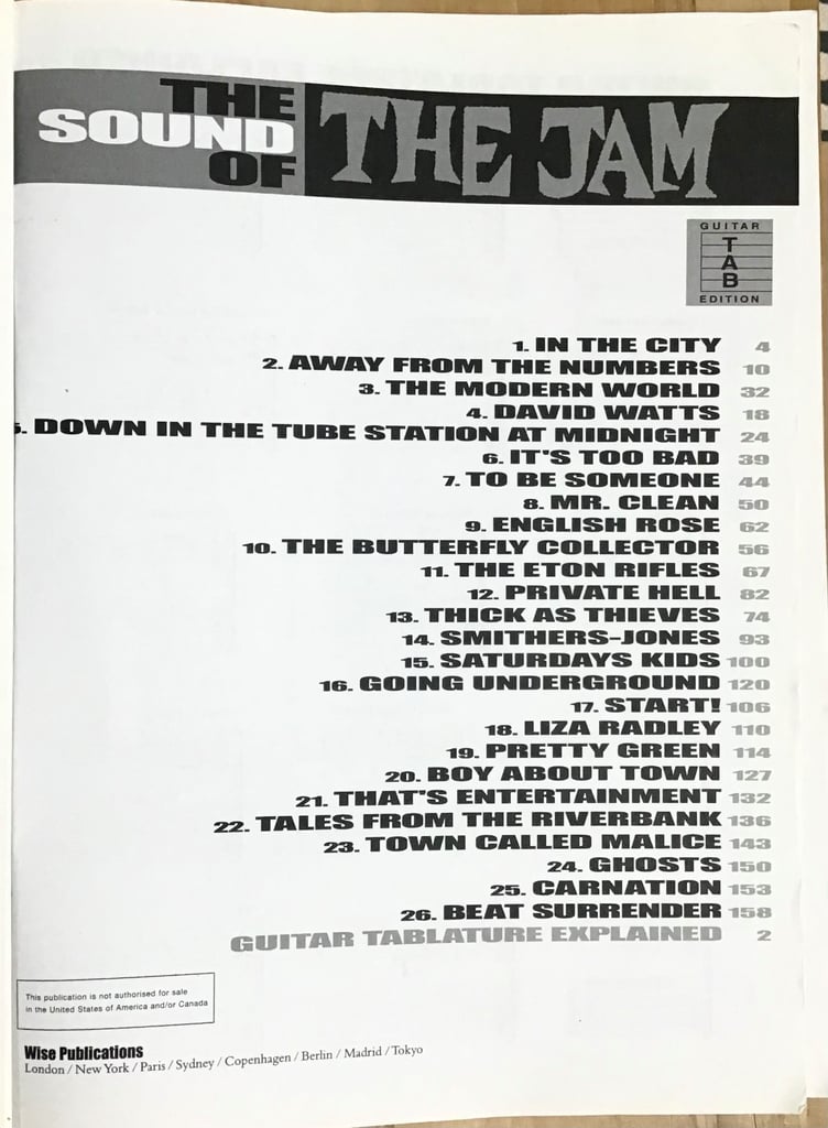 Brand New Luxury Epiphone Gig Bag & Eric Clapton, The Jam Extensive Songbooks