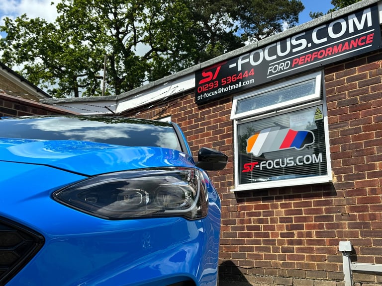 2021 Ford Focus 2.3T EcoBoost ST EDITION. 1 OWNER  ONLY 7 000 MILES  FULL FORD