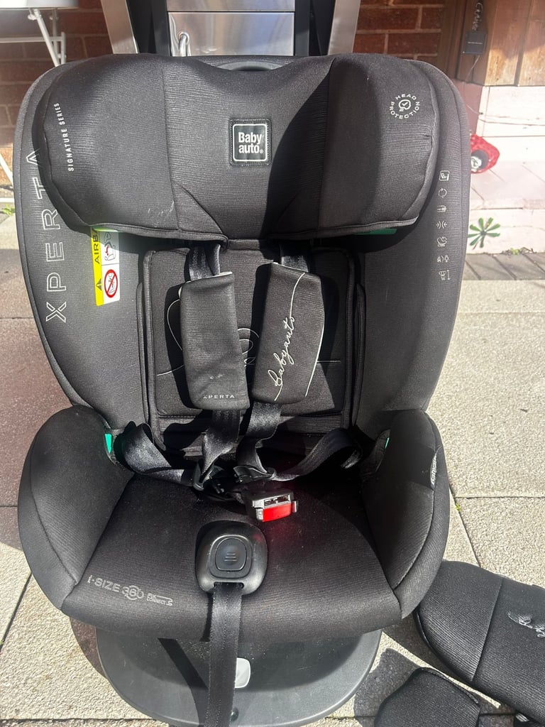 Reduced price Xperta child car seat