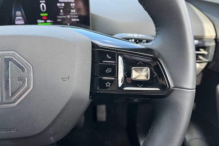2023 MG MG4 64kWh Trophy Long Range Hatchback 5dr Electric Auto (203 ps) Hatchback Electric Autom...