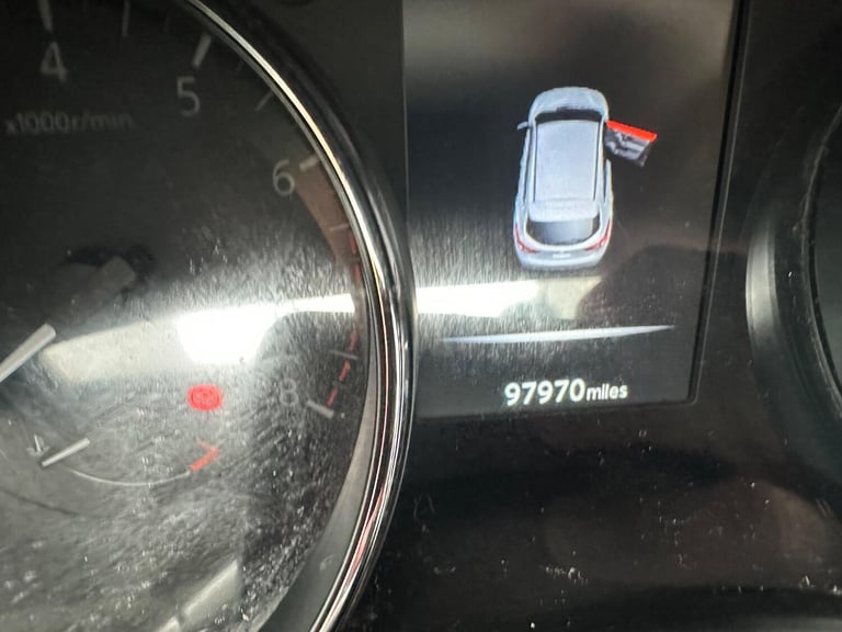 NISSAN QASHQAI 1.2 DIG-T n-tec Silver Manual Petrol 2015