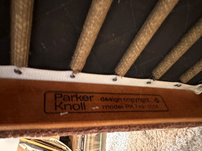 image for Parker Knoll Model PK 749 - 1014 Froxfield chair