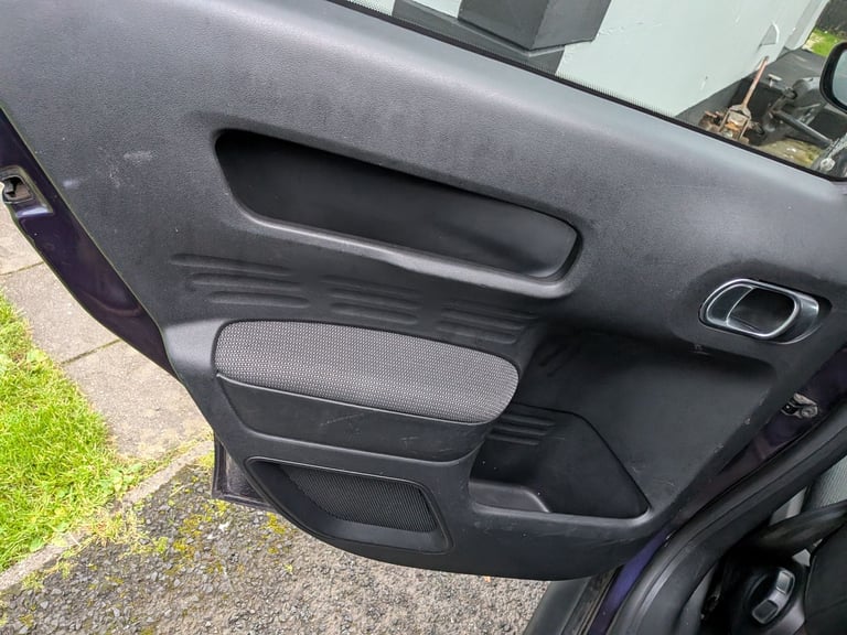 Citroen, C4 CACTUS, Hatchback, 2017, Manual, 1199 (cc), 5 doors