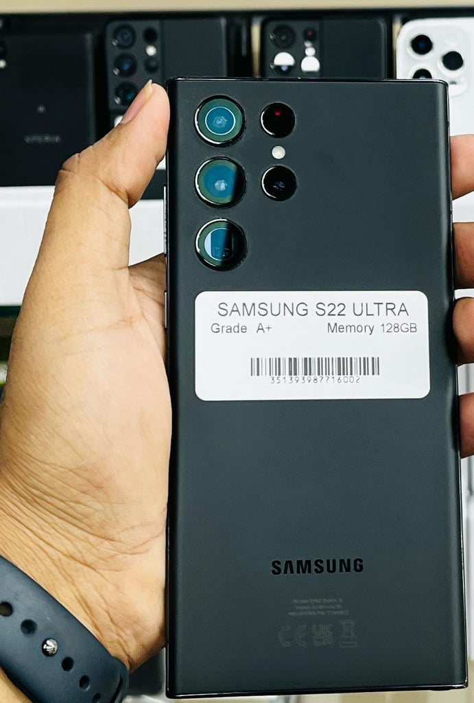 Samsung S21 Ultra/S22 Ultra 128GB/S23 Ultre 256GB 5G Unlocked Pristine Condition PICK UP ONLY