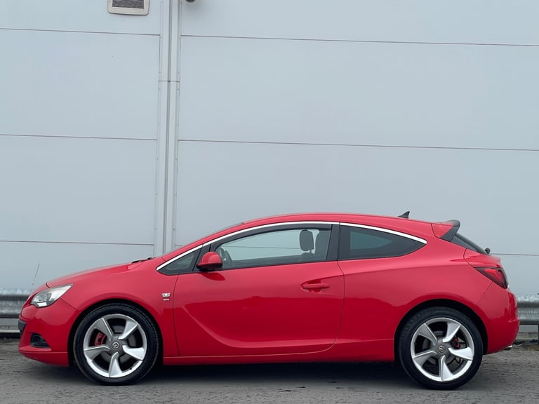 ** 2012 VAUXHALL ASTRA GTC 2.0 CDTi Sri + 11 SERVICES + HPI CLEAR ** 