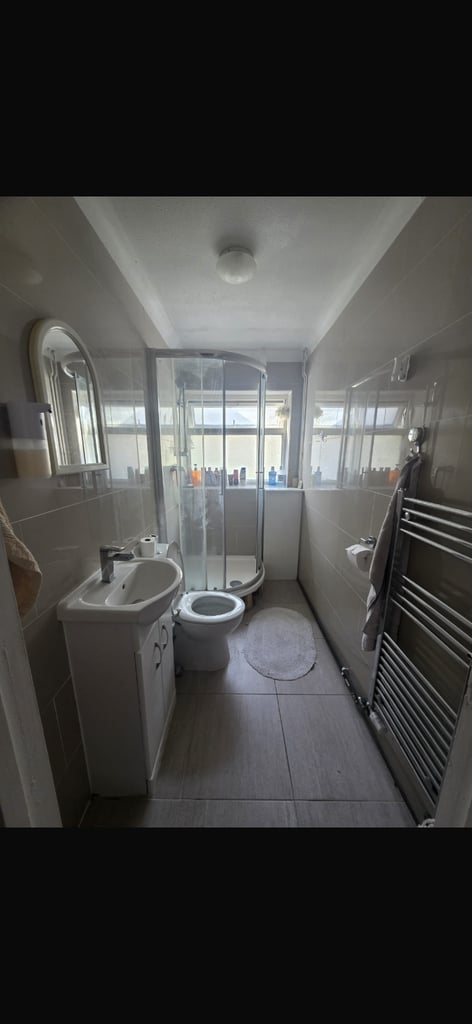 Double room, Longstanton in clean and relaxed friendly house share