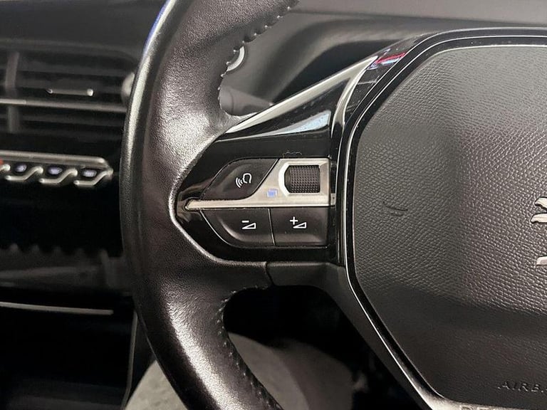 2021 Peugeot 2008 1.5 BlueHDi Allure Euro 6 (s/s) 5dr Manual SUV Diesel Manual