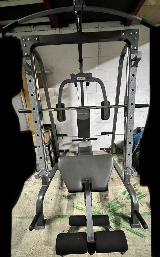 Bodymax smith machine 