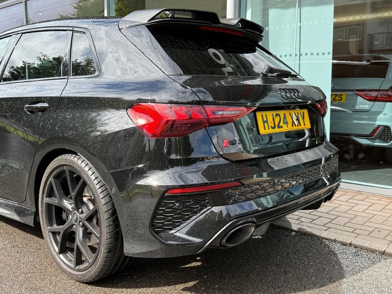  Audi RS3 2.5 TFSI Carbon Black Sportback 5dr Petrol S Tronic quattro Euro 6 (s/s) (4 Petrol Auto...