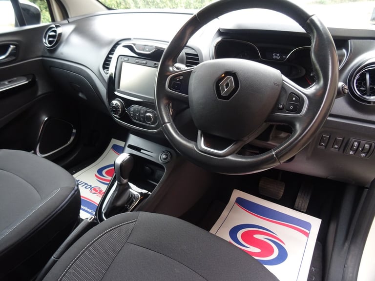 2016 Renault Captur 1.2 TCE Dynamique S Nav 5dr Automatic **LOW MILEAGE*ONLY 10000 MILES** HATCHB...