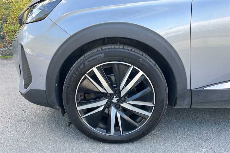 2022 Peugeot 3008 1.5 BlueHDi (130 PS) GT Premium 5 Door Diesel Automatic *** 1 Owner / Full SUV ...