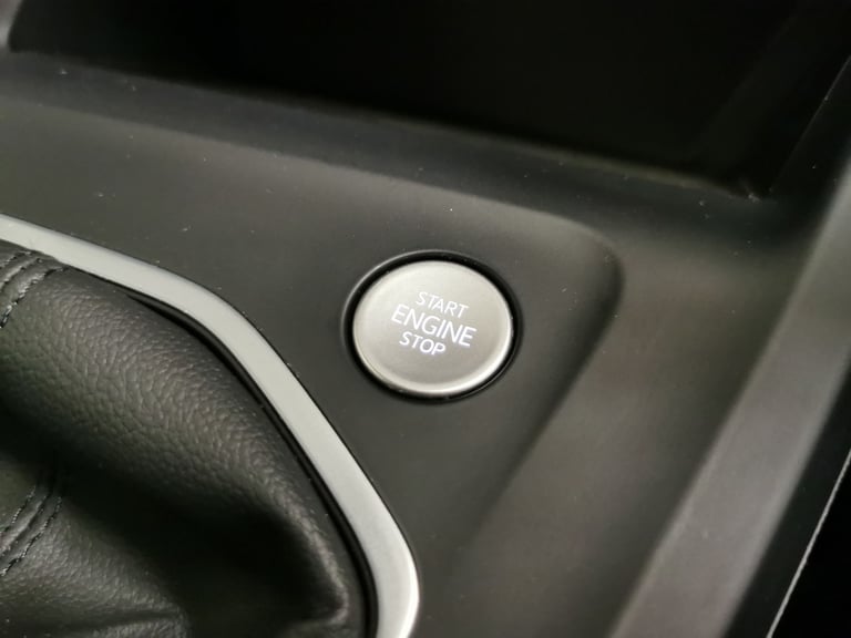 2023 Volkswagen Golf 1.5 TSI Life Hatchback 5dr Petrol Manual Euro 6 (s/s) (130 ps) - KEYLESS ST ...