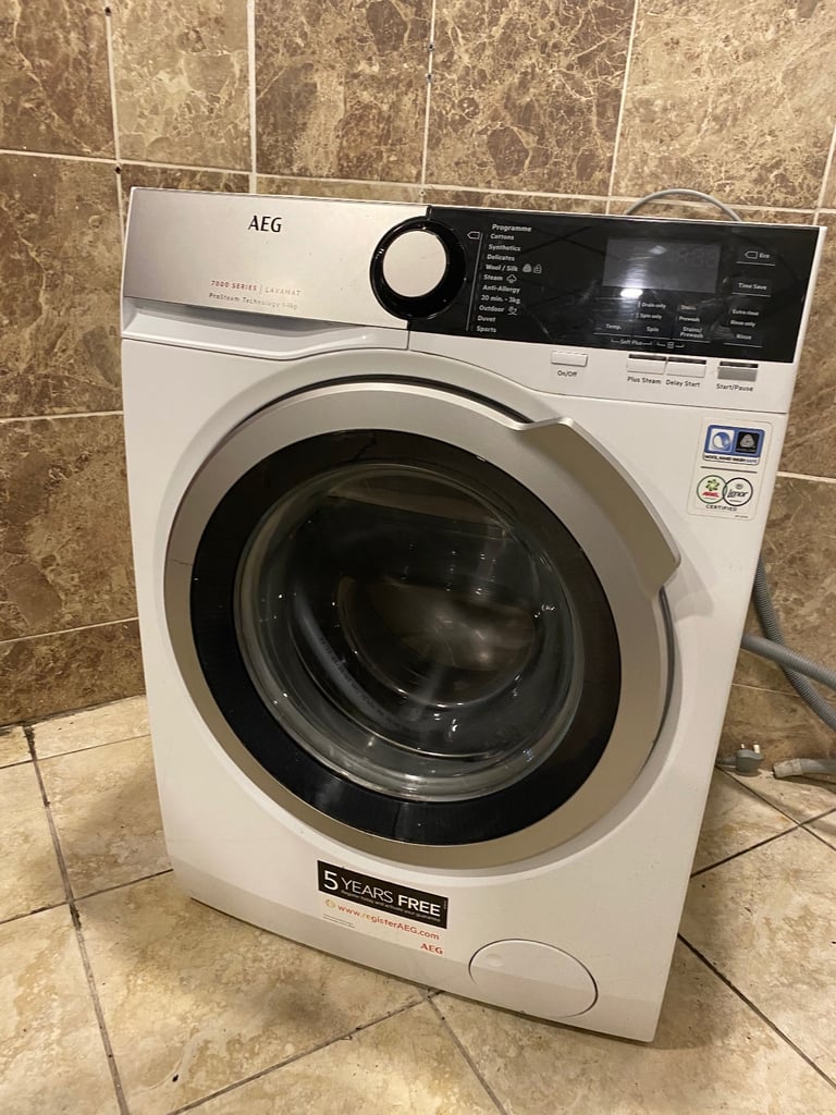 Free delivery 🚚 AEG Washing Machine £160