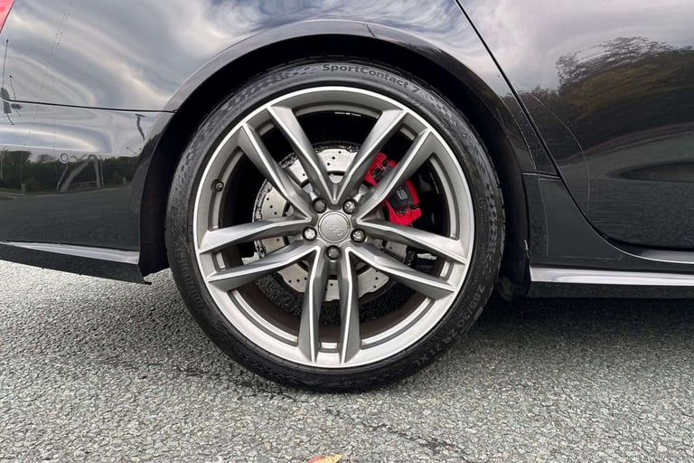  Audi RS6 4.0T FSI Quattro RS 6 5dr Tip Auto Estate Petrol Automatic