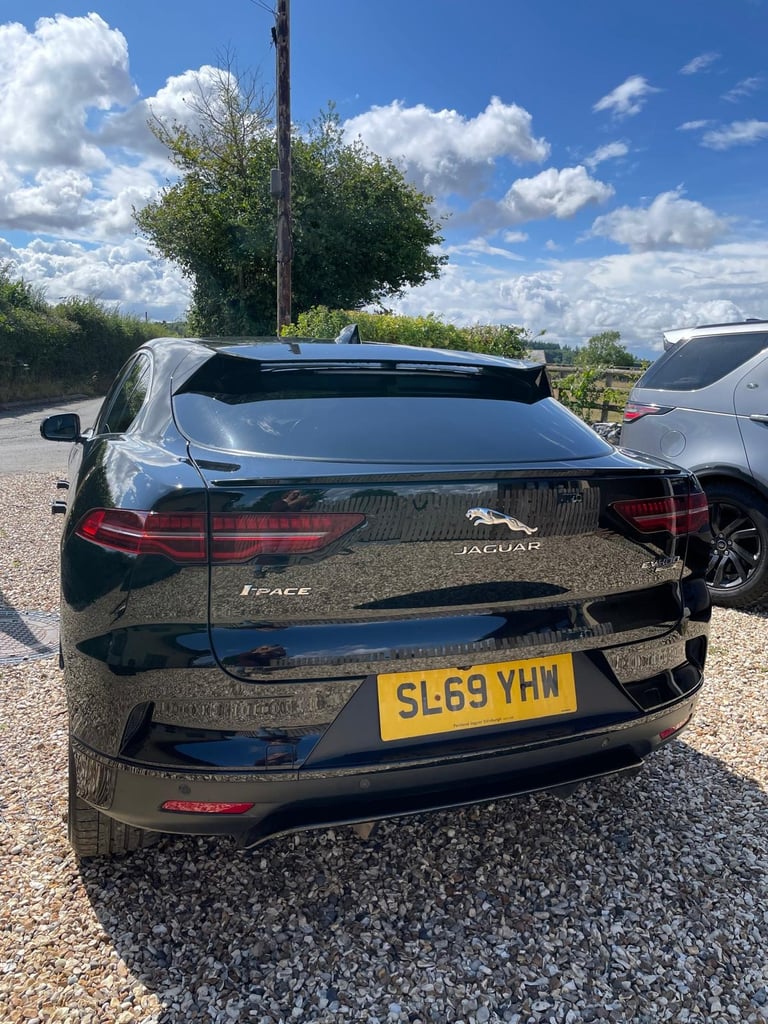 image for 2019 Jaguar I-Pace 294kW EV400 SE 90kWh 5dr Auto HATCHBACK Electric Automatic