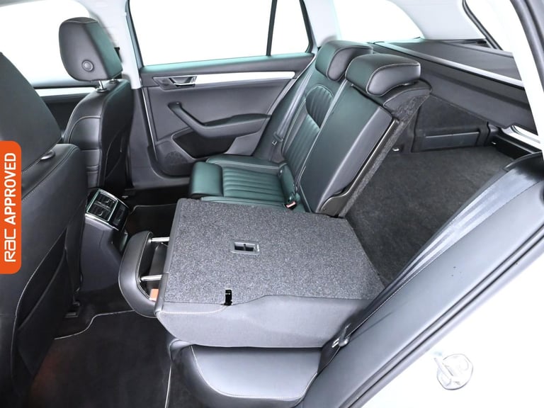 2020 Skoda Superb 2.0 TDI SE Technology Estate 5dr Diesel DSG Euro 6 (s/s) (150 ps) Estate DIESEL...