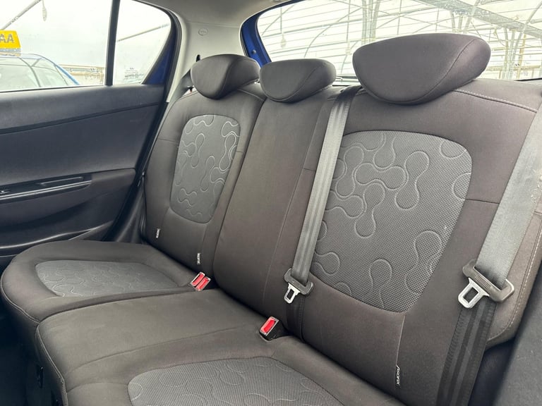 2011 Hyundai i20 1.4 Comfort Euro 5 5dr HATCHBACK Petrol Manual