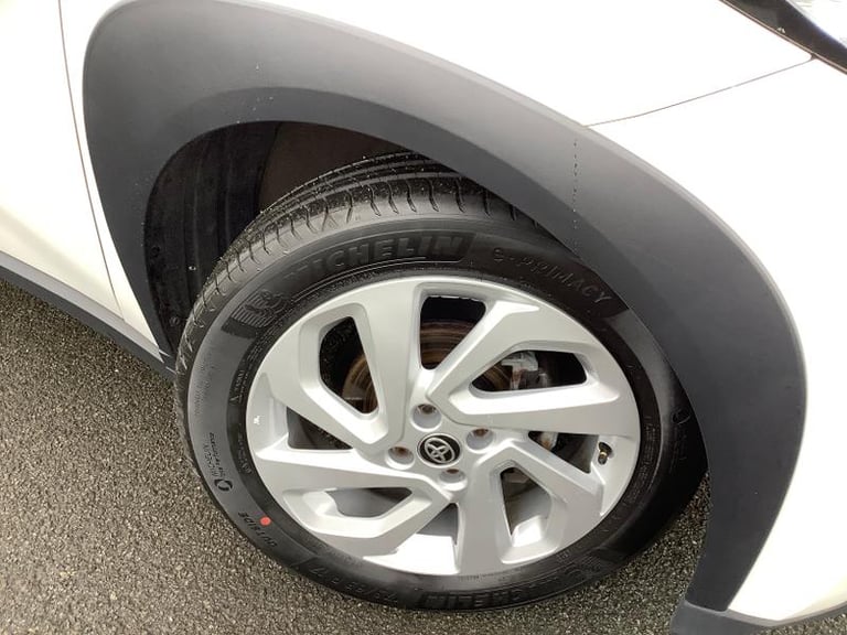 2022 Toyota Aygo X 1.0 VVT-i Pure 5dr HATCHBACK PETROL Manual