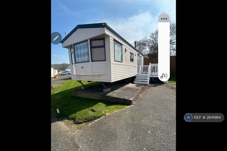 2 bedroom house in Plaistow Road, Dunsfold, Godalming, GU8 (2 bed) (#2641984)