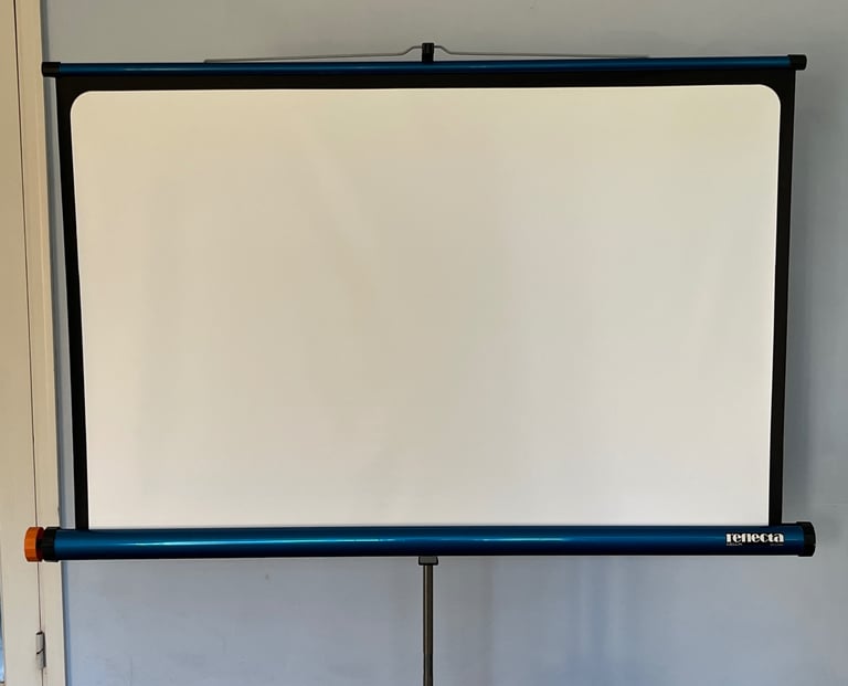 Projector Movie / Slide Screen