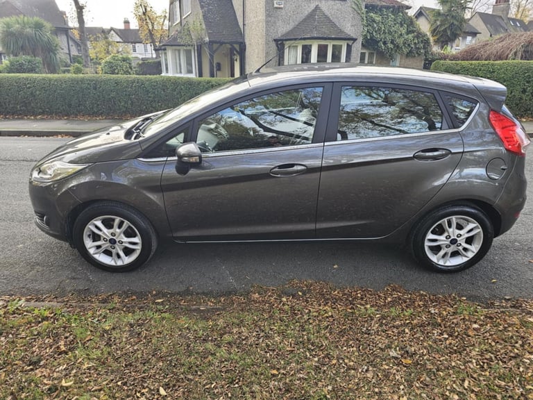 FORD FIESTA / ONLY 46K ON THE CLOCK / WET BELT DONE / SERVICE HISTORY / 2X KEY / 12 MONTHS M.O.T