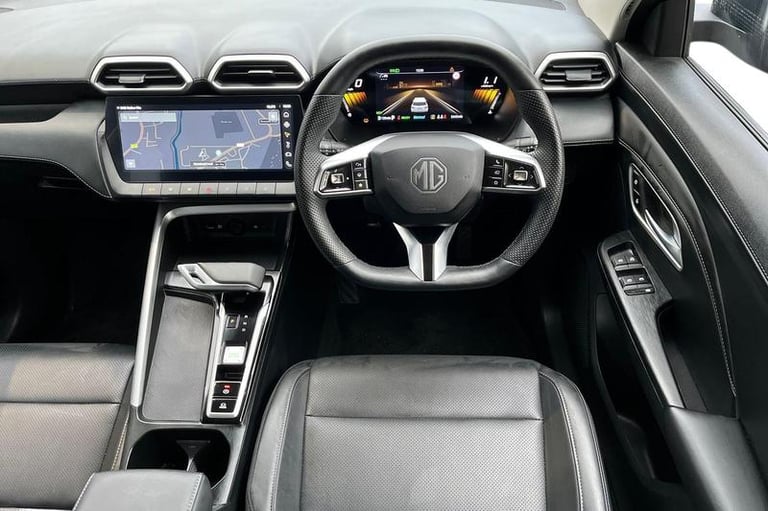 2024 MG MG ZS 1.5 Hybrid+ Trophy 5dr Auto HATCHBACK PETROL/ELECTRIC Automatic